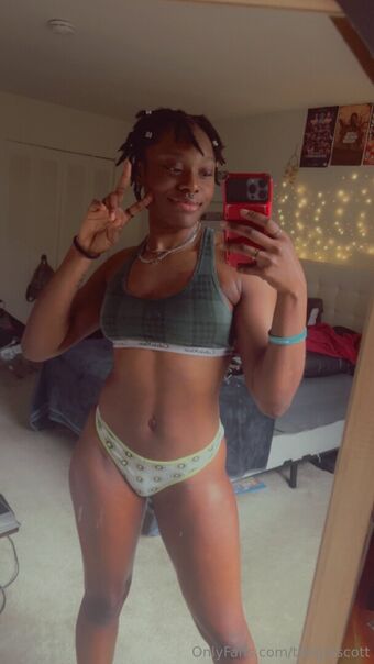 thegiascott Fotografii Nud Scurse OnlyFans 20