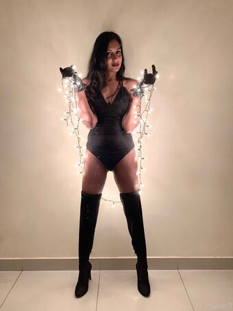 thequeentrish Fotografii Nud Scurse OnlyFans 28