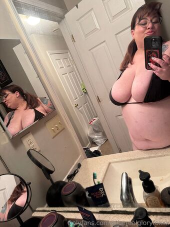 therealgloryfoxxx