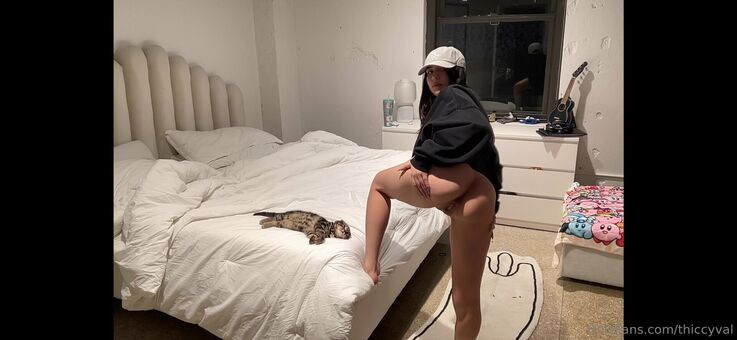 ThiccyVal Fotografii Nud Scurse OnlyFans 21