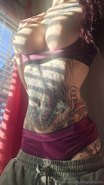 thighsnacks Fotografii Nud Scurse OnlyFans 20