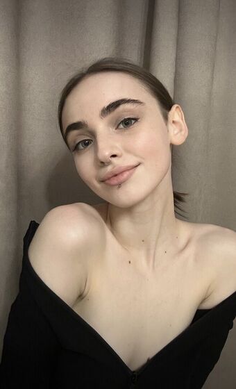 Tinycake Fotografii Nud Scurse OnlyFans 1