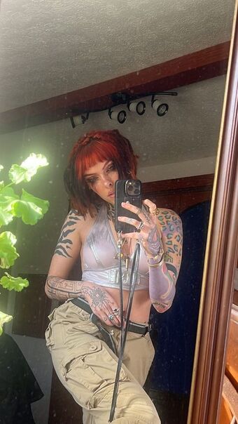 Torierobot Fotografii Nud Scurse OnlyFans 36