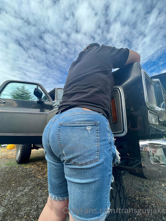 transguyjake Fotografii Nud Scurse OnlyFans 11