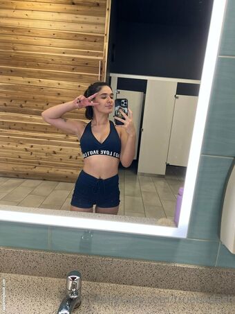 truebadash Fotografii Nud Scurse OnlyFans 18
