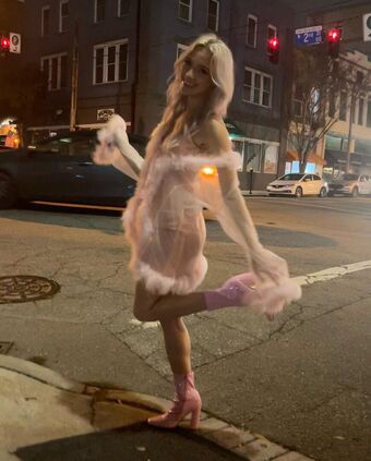 urebabe Fotografii Nud Scurse OnlyFans 16