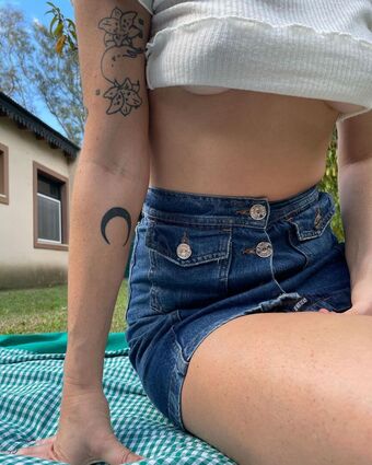 __v3nusian__ / ffreckles / firelove3333 / firelov3vip /