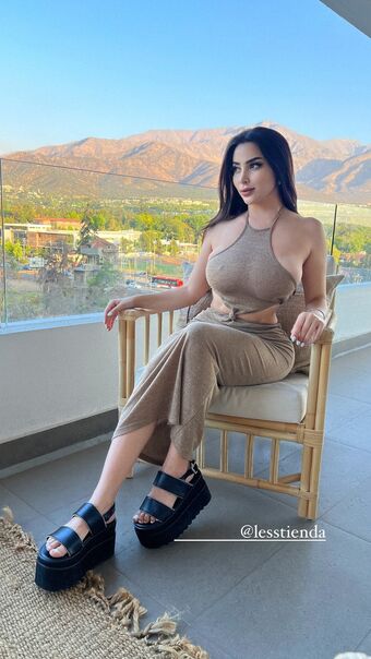 Vai Monroe