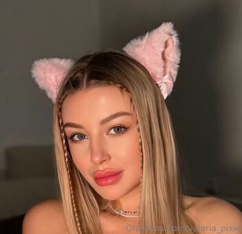 valeria_pixie