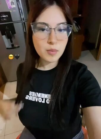 Valuu  Fotografii Nud Scurse OnlyFans 15