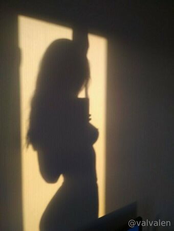 valvalen Fotografii Nud Scurse OnlyFans 9