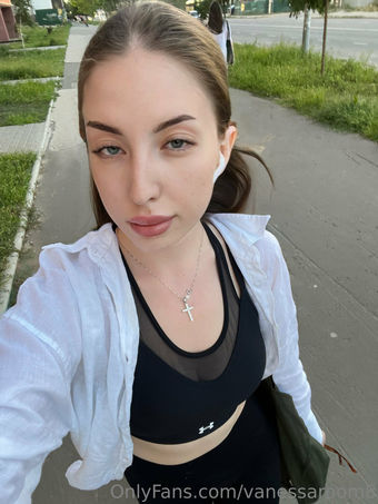 vanessaroom8