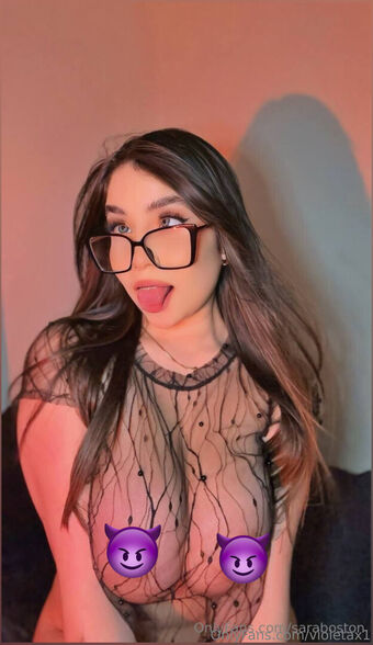 violetax1