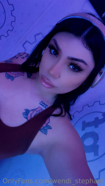 wendi_stephani