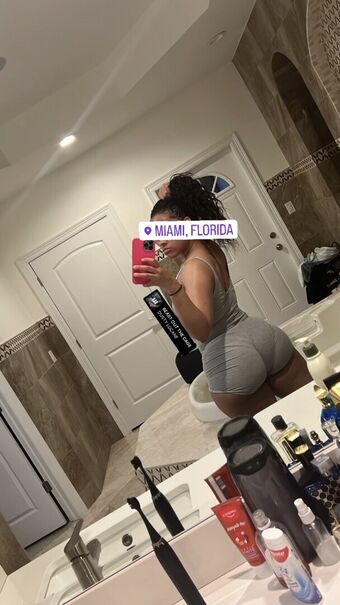 wendithebarbie Fotografii Nud Scurse OnlyFans 14