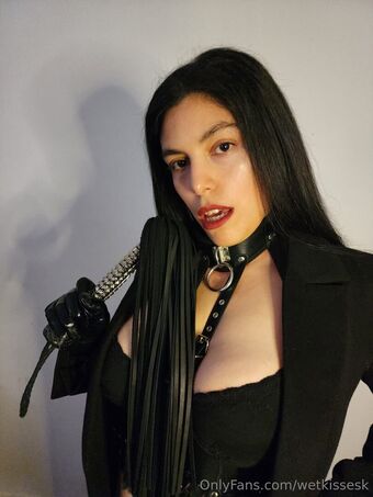 wetkissesk