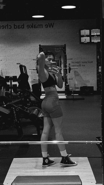 Willow Shields Fotografii Nud Scurse OnlyFans 224