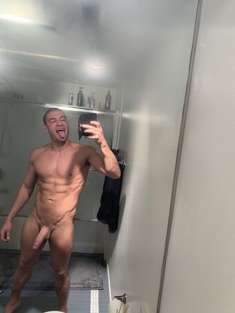 Xander Corvus