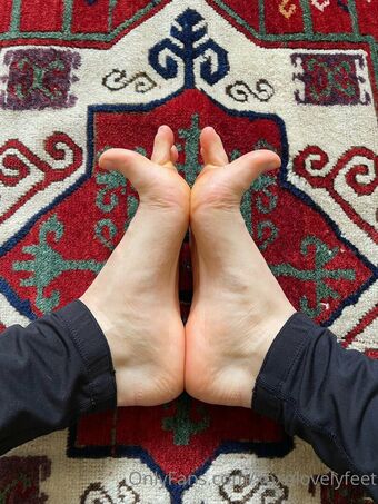 xoxolovelyfeet