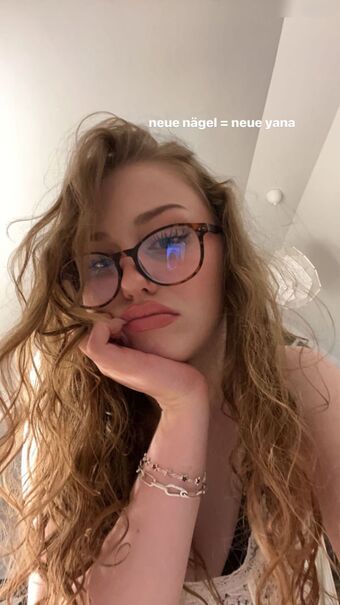 Yanaclare Fotografii Nud Scurse OnlyFans 23