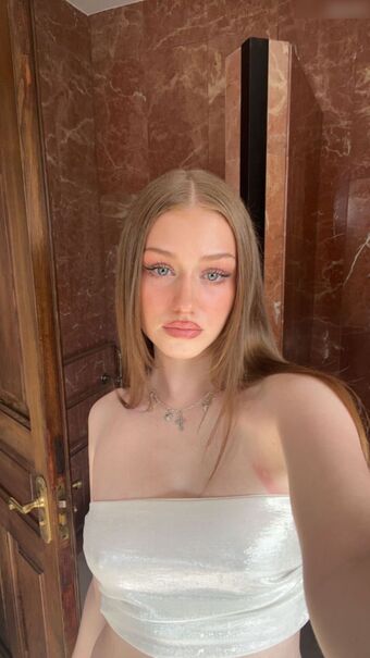Yanaclare Fotografii Nud Scurse OnlyFans 26