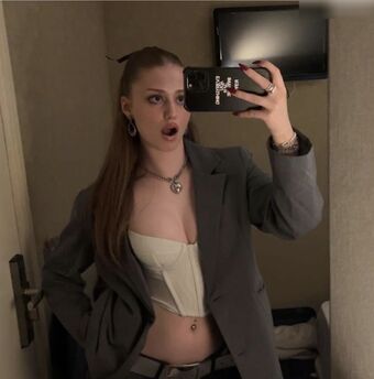 Yanaclare Fotografii Nud Scurse OnlyFans 31