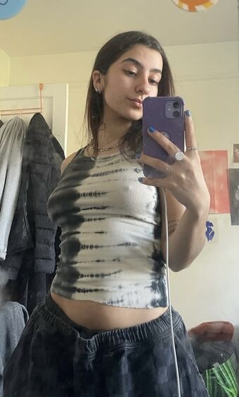Yeliz Fotografii Nud Scurse OnlyFans 11