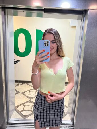 yesoneefree Fotografii Nud Scurse OnlyFans 18