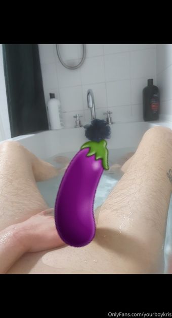 yourboykris Fotografii Nud Scurse OnlyFans 1