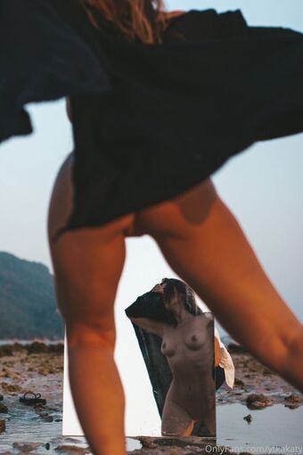 Ytkaty Fotografii Nud Scurse OnlyFans 15