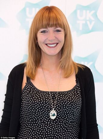 Yvette Fielding Fotografii Nud Scurse OnlyFans 10