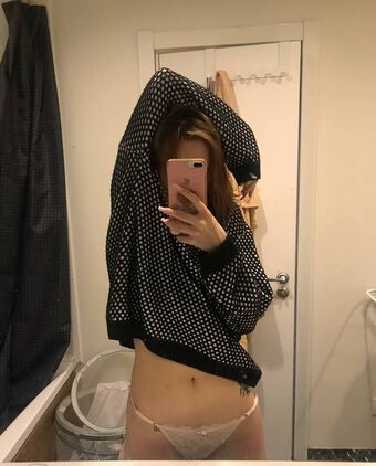 yyyyasno Fotografii Nud Scurse OnlyFans 3