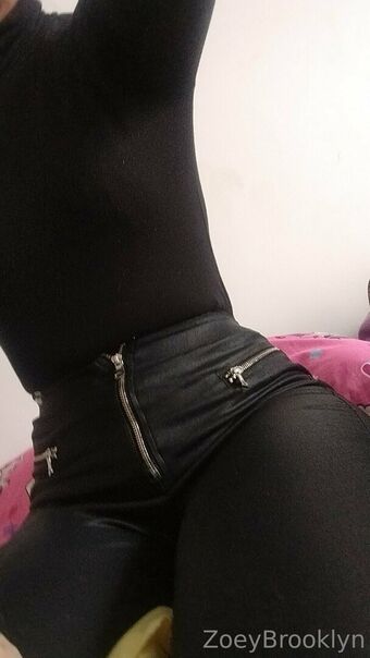 zoee12